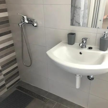 Little House Ljubica Апартаменты *